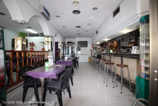  Negocio bar restaurante en venta - 2 Locales y almacén 40m2 - ALICANTE 