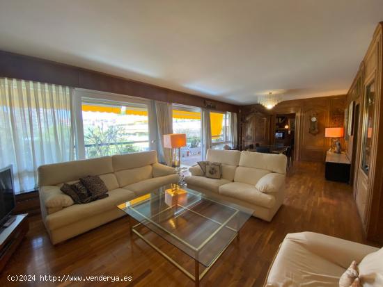  Increíble piso en la zona alta de Barcelona, totalmente exterior, en venta. - BARCELONA 
