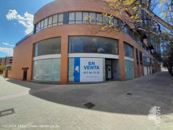  Locales en alquiler y venta en Avenida Juan Sanchis Candela, Bajo, 03015, Alicante - ALICANTE 