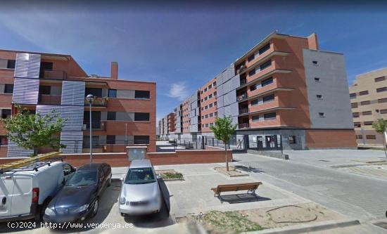   Cambio de Casa  SOTO DEL HENARES. 2 habitaciones con terraza. Garaje y piscina. - MADRID 