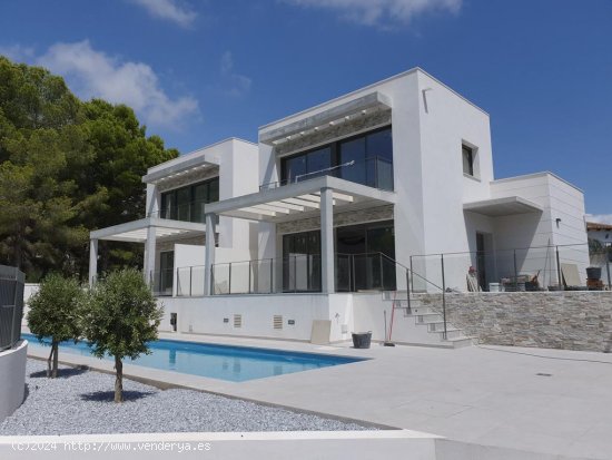  Casa en venta a estrenar en Moraira (Alicante) 