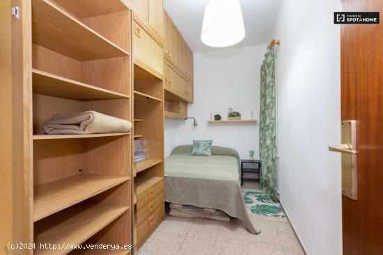  Acogedora habitación con cama doble en alquiler en Gràcia - BARCELONA 