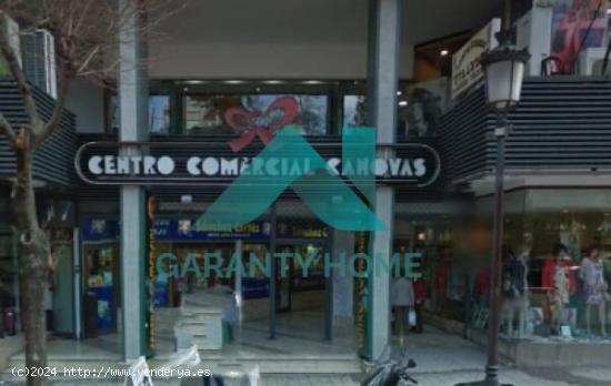  Se alquila Local en Centro Comercial de Cánovas - CACERES 