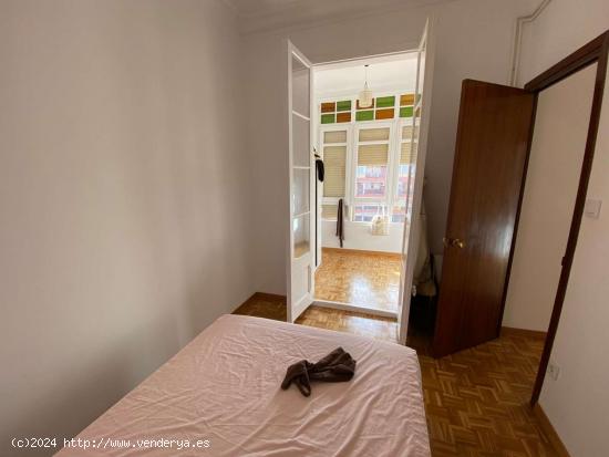  Se alquila habitación en piso compartido en Fort Pienc, Barcelona - BARCELONA 
