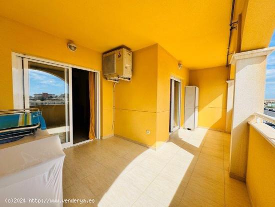  Amplio apartamento de 2 dormitorios y 2 baños en Torremar 4 - ALICANTE 