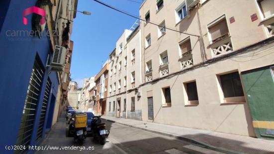 Venta de piso en C/ Paravicinos (Madrid) - MADRID 