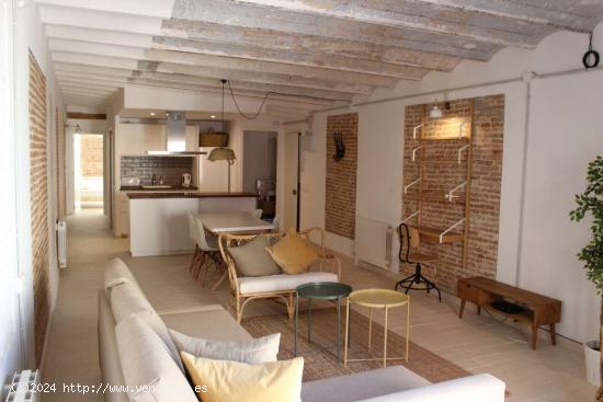  Apartamento de 2 dormitorios en alquiler en El Raval - BARCELONA 