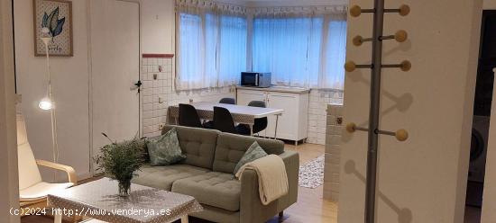  Piso de 3 habitaciones en alquiler en Mirasierra - MADRID 