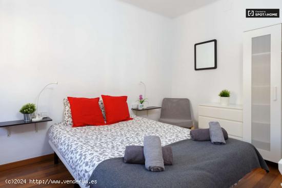  Alquiler de habitaciones en piso de 3 habitaciones en L’Hospitalet - BARCELONA 