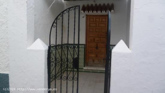  Amplia casa para reformar en el Casco Antiguo de Marbella - MALAGA 