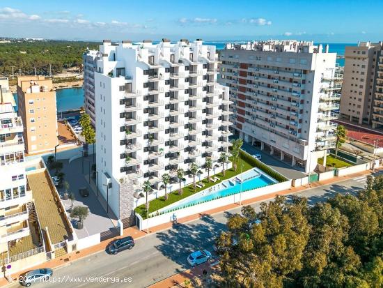  Apartamentos nuevos en puerto Guardamar - ALICANTE 