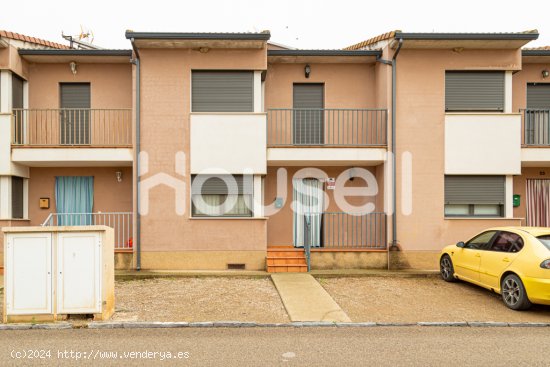  Casa en venta de 170 m² Ronda Levante, 22269 (Frula) Almuniente (Huesca) 