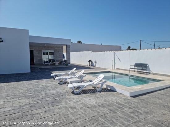  Villa Gamo con piscina privada - CADIZ 