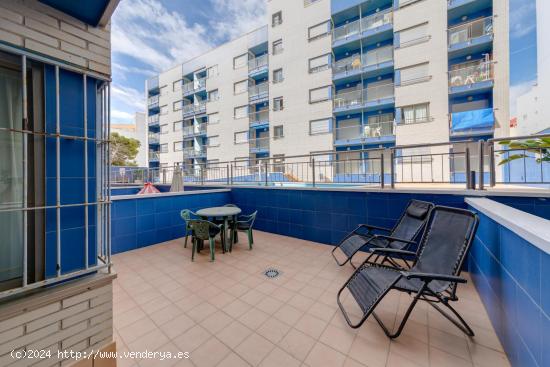  Apartamento de 2 dormitorios en Residencial Orbiplaya, Torrevieja - ALICANTE 
