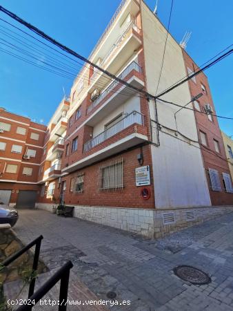  Se vende piso de 3 dormitorios en Gador - ALMERIA 