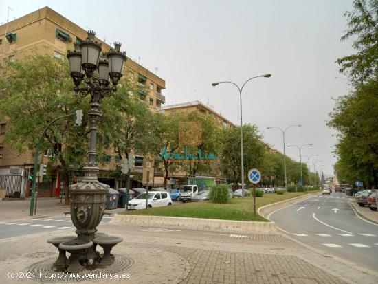  Local totalmente instalado zona Avenida Barcelona - CORDOBA 