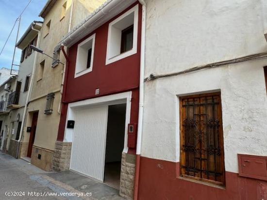  Se vende casa en Pedralba - VALENCIA 