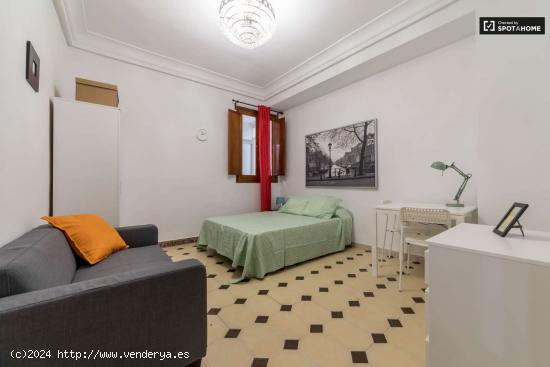  Acogedora habitación con cama doble en alquiler en Quatre Carreres - VALENCIA 
