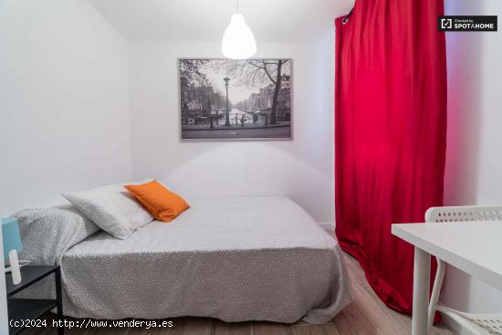  Acogedora habitación en un apartamento de 4 dormitorios en Benimaclet - VALENCIA 