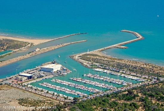  Piso en puerto deportivo de Guardamar con piscina y parking - ALICANTE 