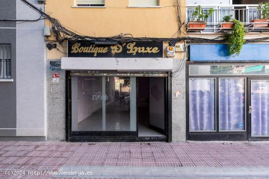  Local comercial con posibilidad de convertirse en vivienda - MADRID 