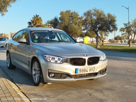  BMW Serie 3 318dA Gran Turismo Nacional Certificado en km y carrocería - Málaga 