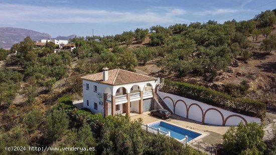  Villa en venta en Viñuela (Málaga) 