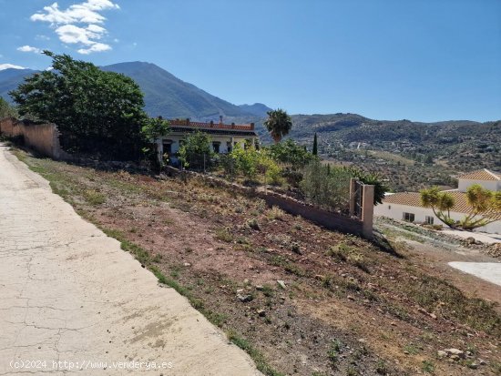  Villa en venta en Alcaucín (Málaga) 