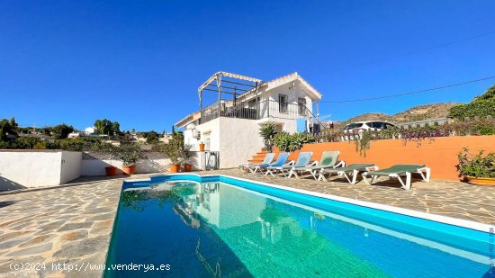  Villa en venta en Frigiliana (Málaga) 