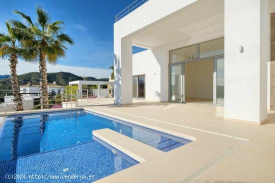  Villa en venta a estrenar en Vélez-Málaga (Málaga) 