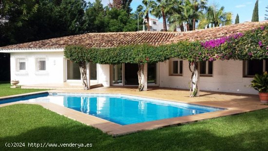 Villa en venta en Antequera (Málaga) 
