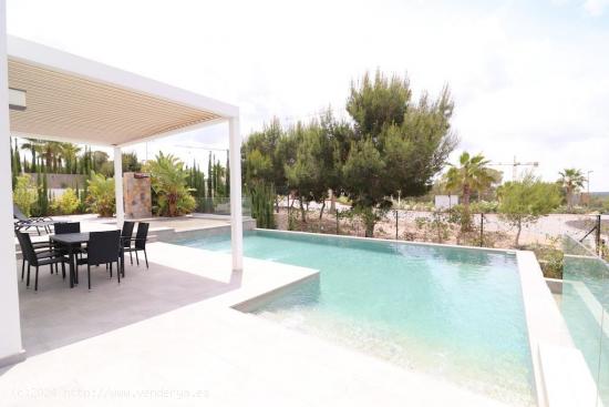  Modern villa with tourist license in Golf Club - ALICANTE 