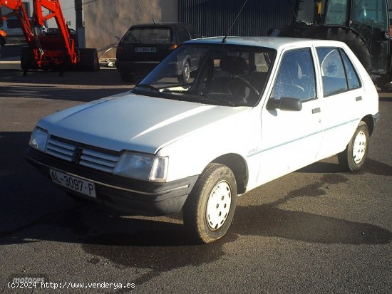  Peugeot 205 1.1 JUNIOR (TOTALMENTE ORIGINAL). de 1991 con 166.000 Km por 1.100 EUR. en Murcia 