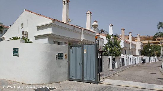  Chalet en venta en Fuengirola (Málaga) 