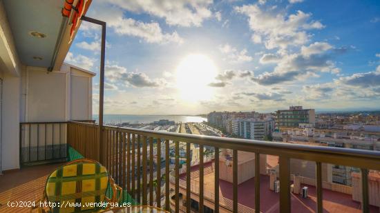 Amplio apartamento con fantásticas vistas al mar - ALICANTE 