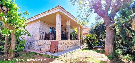  Villa en venta en L Eliana (Valencia) 