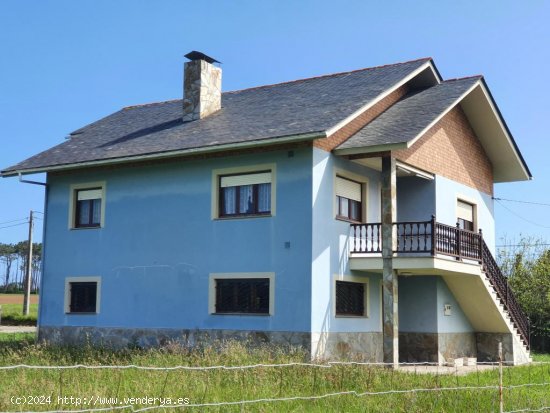  Casa en venta en Navia (Asturias) 