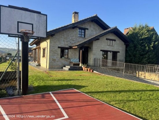  Casa en venta en Hinojedo (Cantabria) 