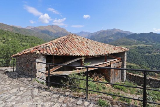  Casa en venta en Laspaúles (Huesca) 