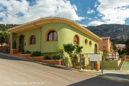  Villa en venta en Beniatjar (Valencia) 