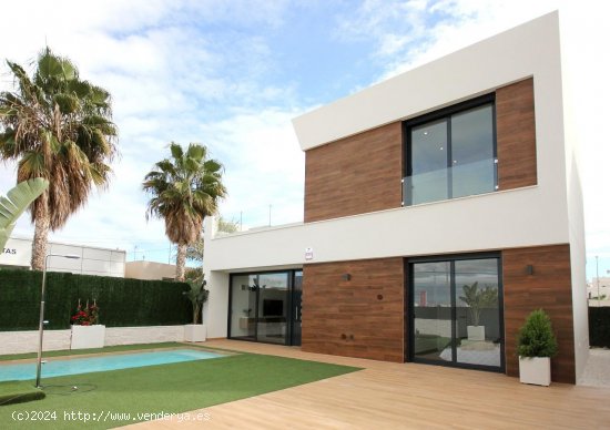  Villa en venta a estrenar en El Campello (Alicante) 
