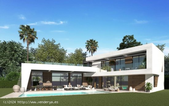  Villa en venta en construcción en Marbella (Málaga) 