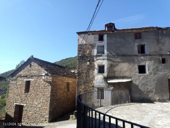  Villa en venta en El Pueyo de Araguás (Huesca) 