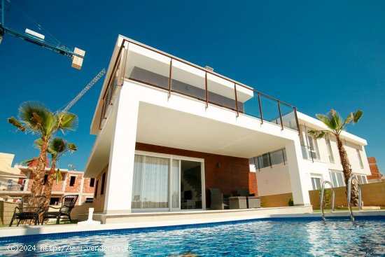  Villa en venta a estrenar en Santa Pola (Alicante) 