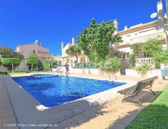  Venta El Albir Alfaz del Pi bungalow adosado 4 dormitorios 3 baños garaje piscina parcela - ALICANT 