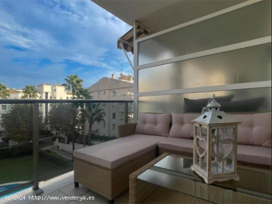  *Apartamento de 2 dormitorios recien renovado a 300m de Playa Albir* - ALICANTE 