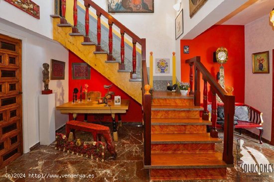  Precioso Chalet independiente con casa de invitados en Guadalest. 