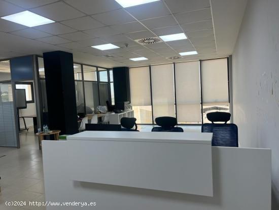  Oficinas en alquiler en Edificio Centris Tomares - SEVILLA 