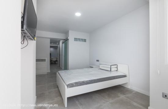  Habitación de alquiler para estudiantes en vivienda reformada Altabix - Elche - ALICANTE 