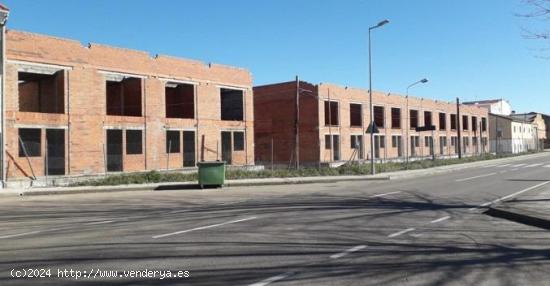  Urbis te ofrece un edificio en construcción en venta en Ciudad Rodrigo, Salamanca. - SALAMANCA 